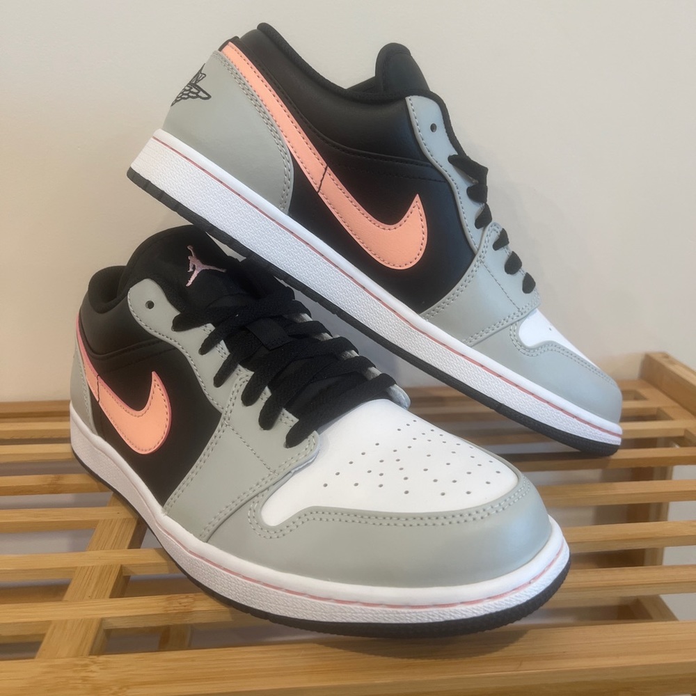 Mens Air Jordans 1 Low